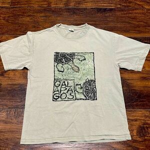 Galapagos turtle short sleeve tshirt XS